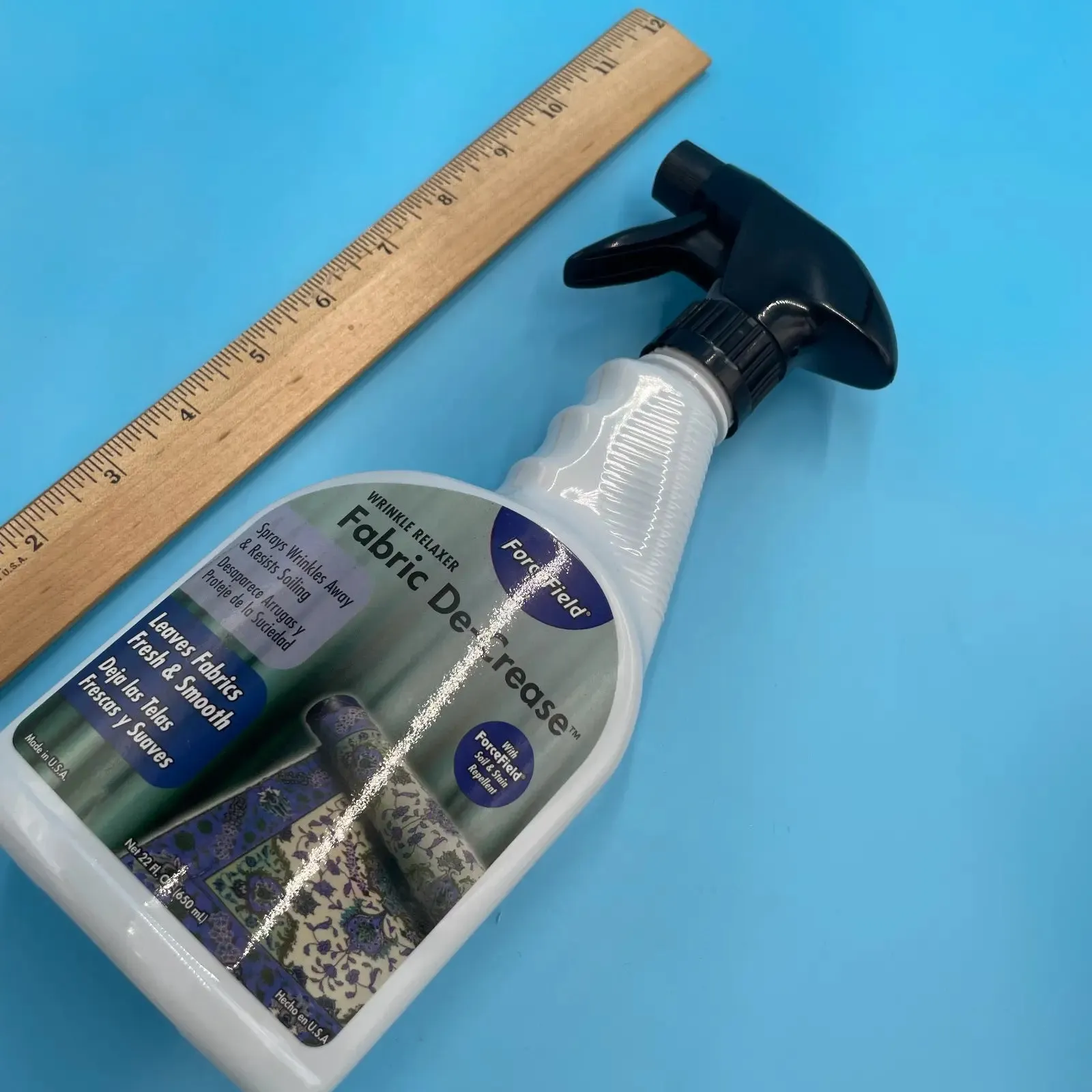 Fabric De-Crease Wrinkle Relaxer 22 oz Spray