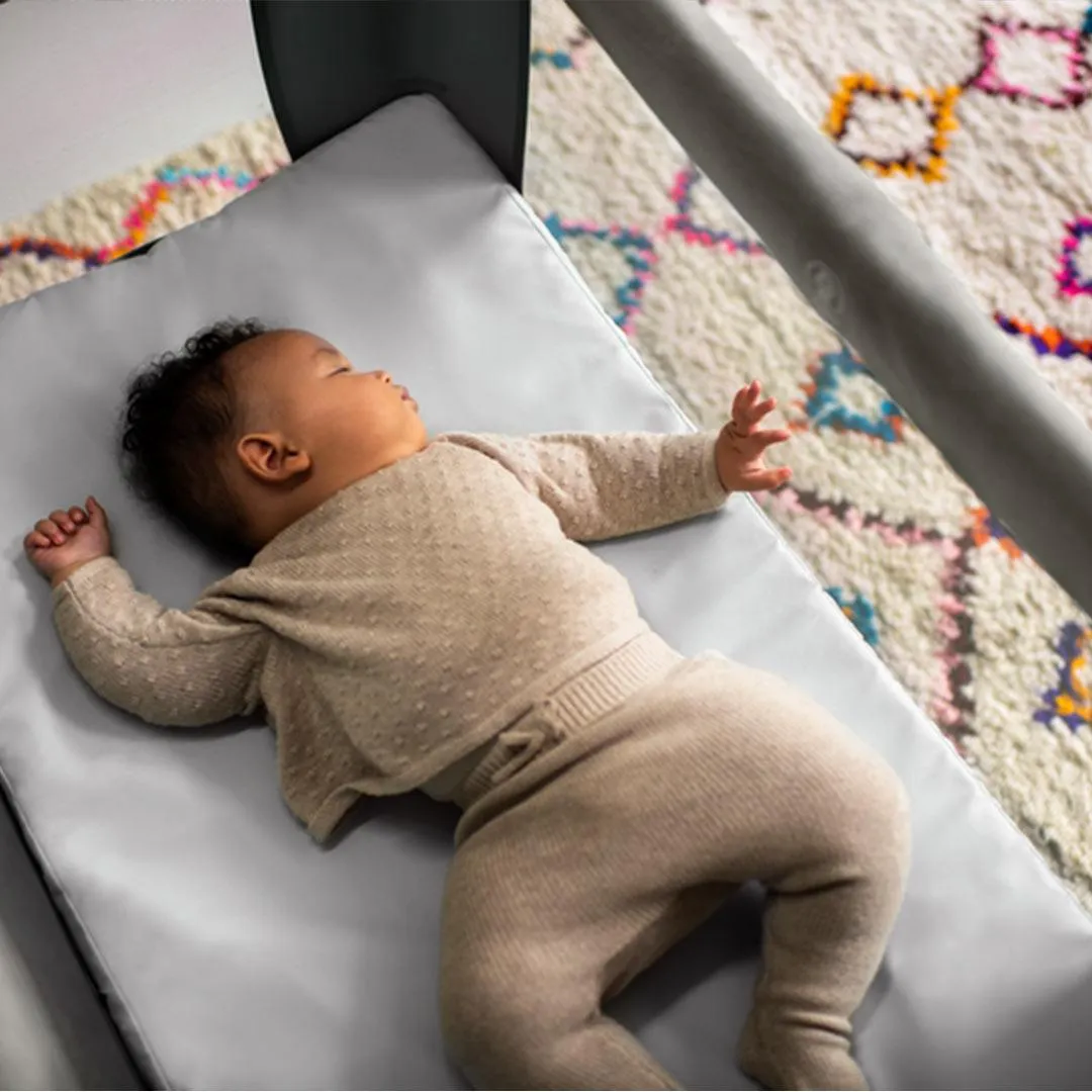 Maxi-Cosi Iris Beyond Eco Travel Cot - Beyond Graphite
