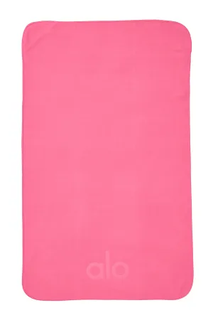 Performance No Sweat Hand Towel - Hot Pink