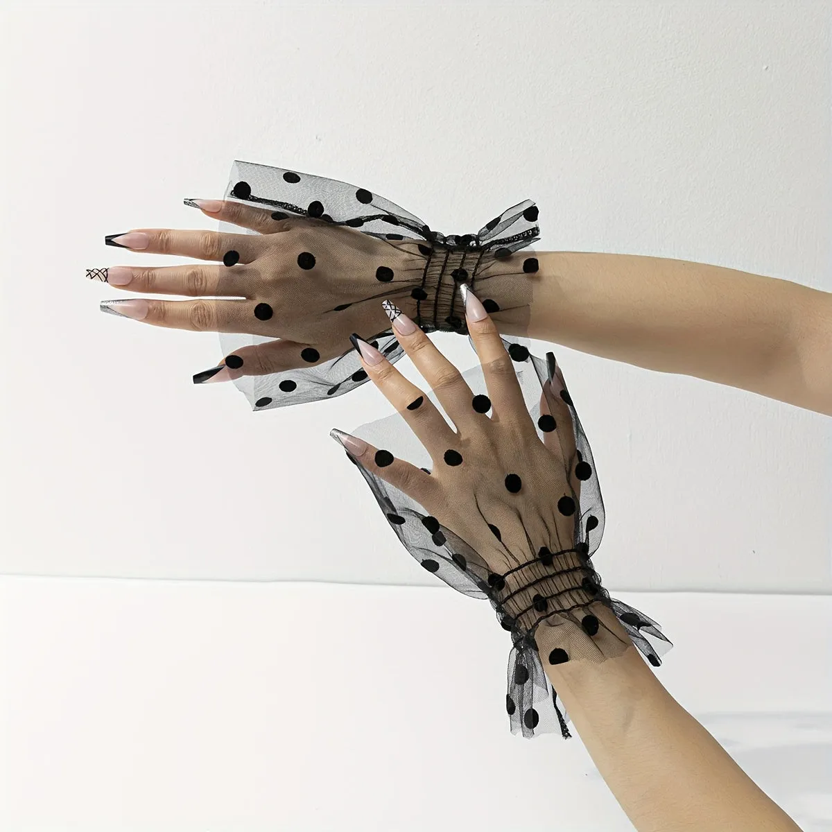 Stylish Polka Dot Lace Fake Sleeves Casual and Versatile